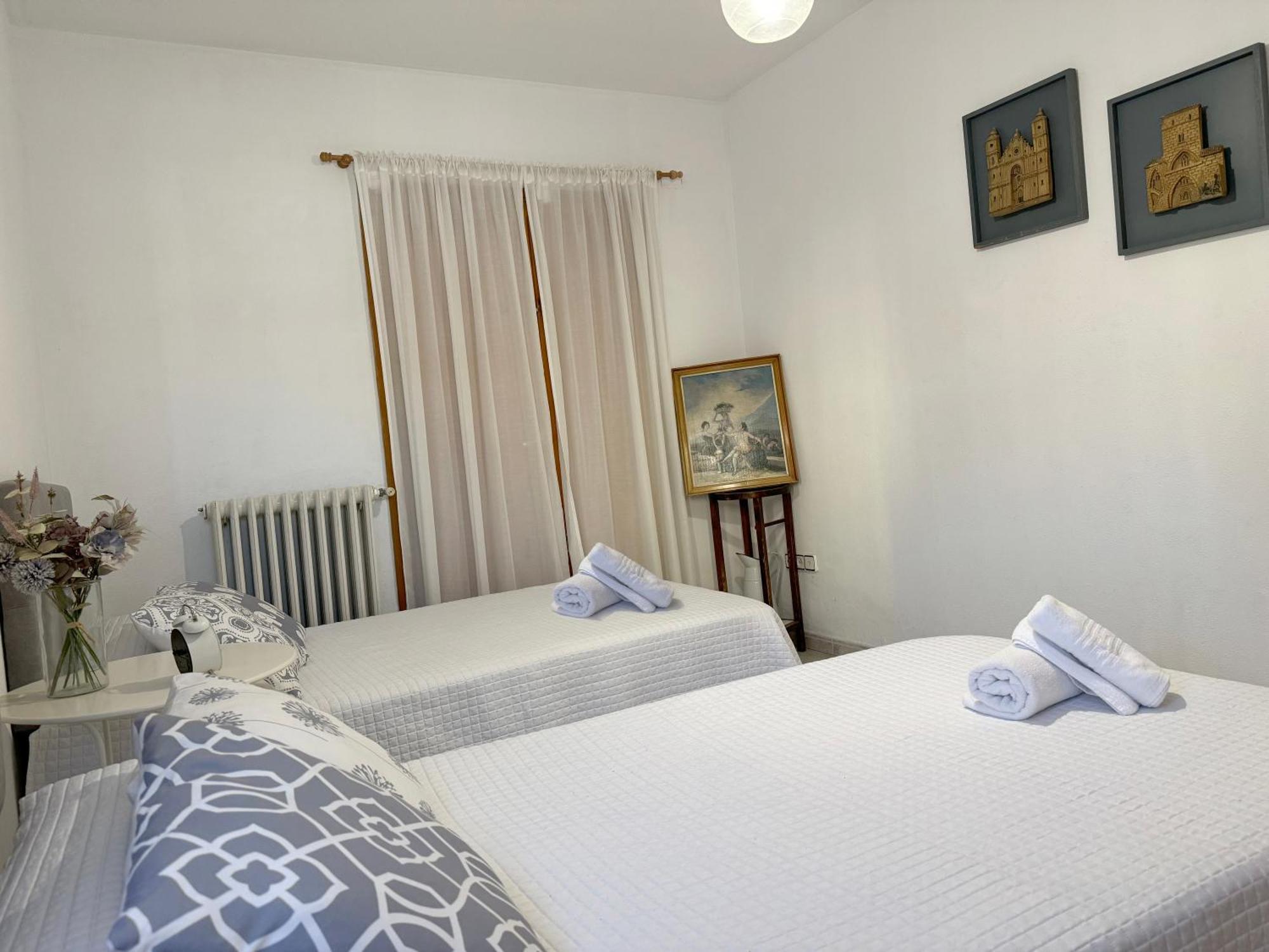 Vut Casa Orrios, En El Centro De Alcaniz. Eksteriør billede
